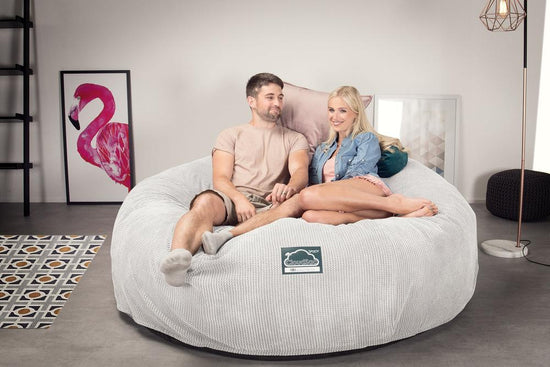 Lounge Pug, CloudSac 3000 XXL, Grand Canapé Pouf à Mémoire de Forme, Gros Pouf Sofa, Velours Côtelé Gaufré Crème