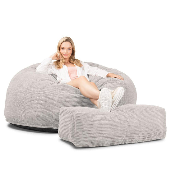 Lounge Pug, CloudSac 1010 XXL, Canapé Pouf Géant XXL à Mémoire de Forme, Gros Pouf Sofa, Velours Côtelé Gaufré Crème