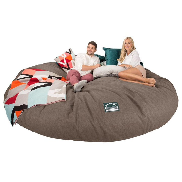 Lounge Pug, CloudSac 5000 XXXXXL, Canapé Pouf Titanesque à Mémoire de Forme, Gros Pouf Sofa, Interalli Laine Biscuit