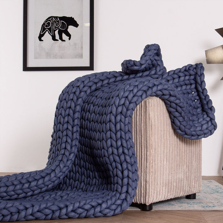 Lounge Pug - Couverture lestée pour Adulte - lourde - apaisante contre l'anxiété - Tricot épais Bleu Foncé - 5 KG 135 x 150 cm